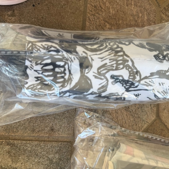 Hexagonal Skull Pattern umbrella - Picture 6 of 6